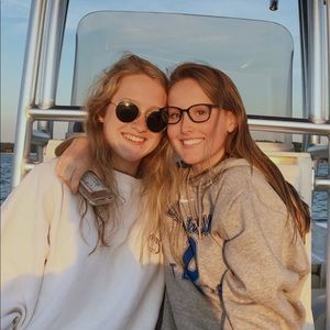 Meet your Posher, Kellie